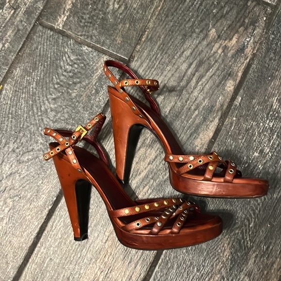 prada rivet detail open toe high heeled sandals - Picture 2 of 4